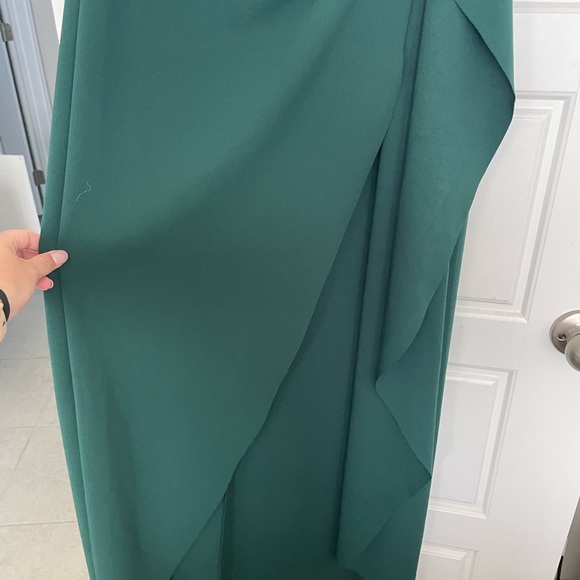 Goddiva London Emerald Green V Neck Sleeveless Side Slit Dress - Picture 4 of 5